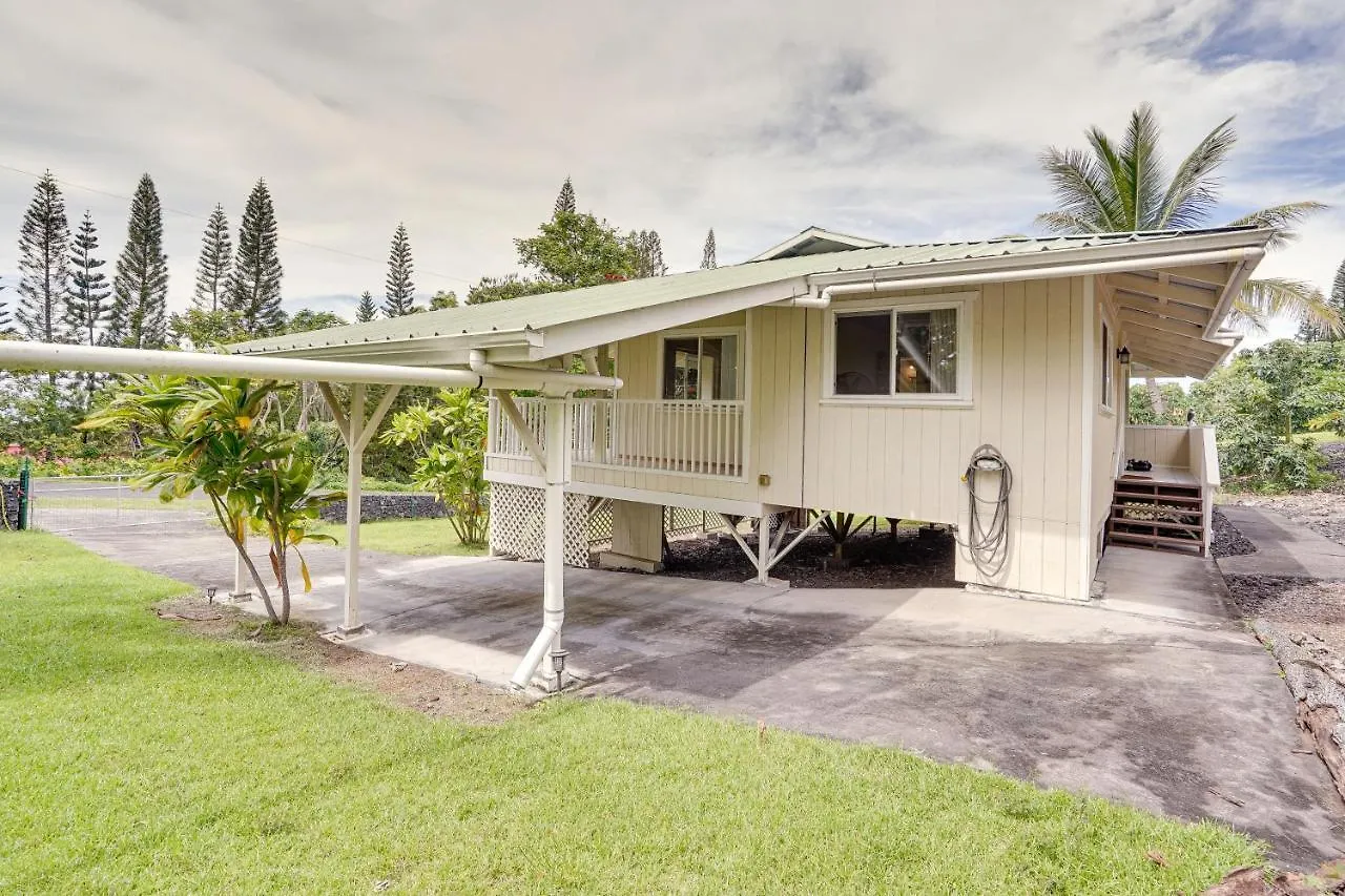 Captain Cook Home On Quiet 3 Acres With Fruit Trees Papa Bay 0*,  USA