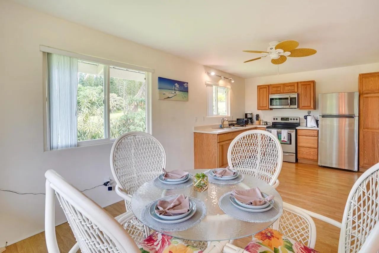 Captain Cook Home On Quiet 3 Acres With Fruit Trees Papa Bay 0*,  USA