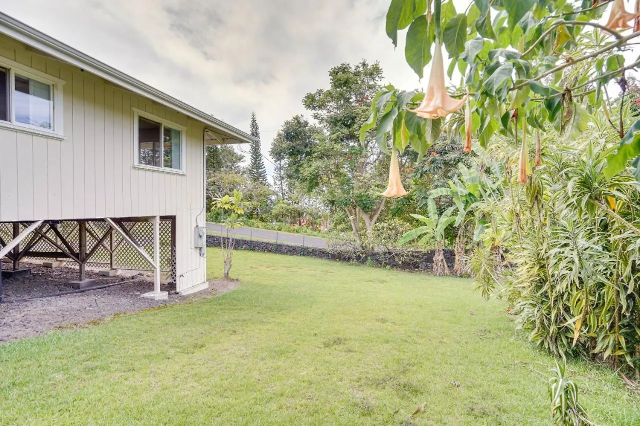 Captain Cook Home On Quiet 3 Acres With Fruit Trees Papa Bay