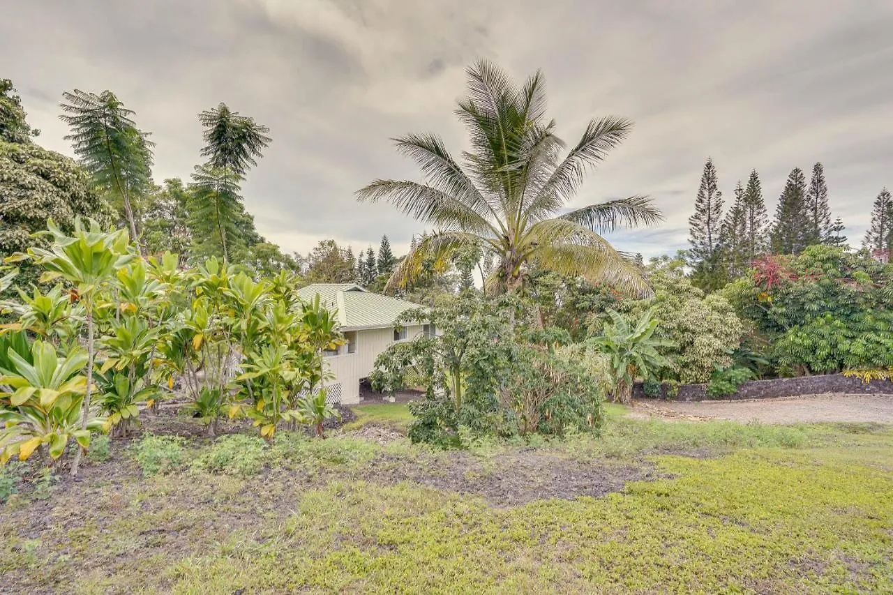 Captain Cook Home On Quiet 3 Acres With Fruit Trees Papa Bay